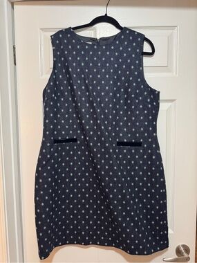 Sleeveless Navy Dot Shift Dress - Mint Accent